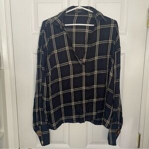 Mother of Pearl Blue Plaid V Neck Long Sleeve Top Large